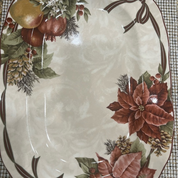 222 Fifth Yuletide Celebration Oval Serving Platter - 3 available - Picture 3 of 7